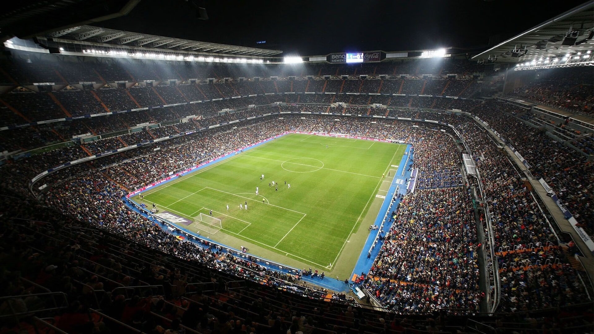 开云FIFA-孤峰独傲，文班亚马以绝对天赋，为马刺撕开广东防线的窒息时刻